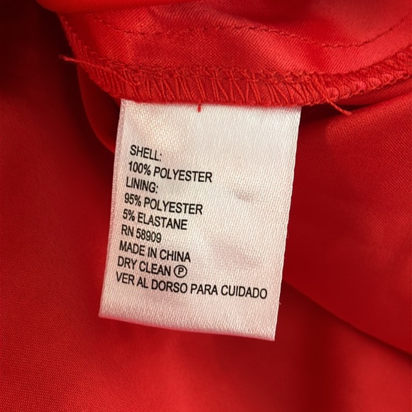 GIANNI BINI RED LACE PUFF SLEEVE MIDI DRESS - Picture 11 of 12